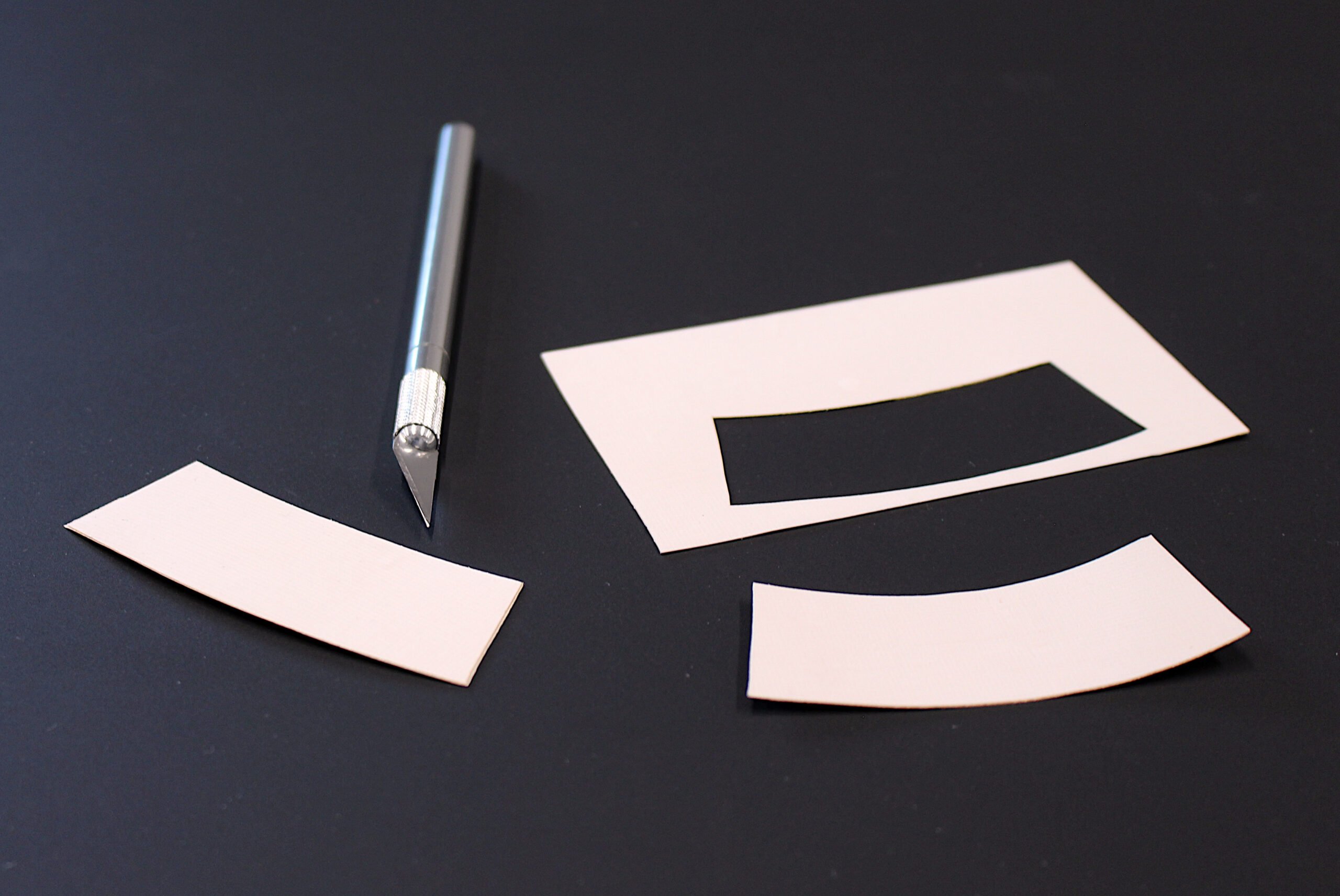 Cutting Superhydrophobic PTFE